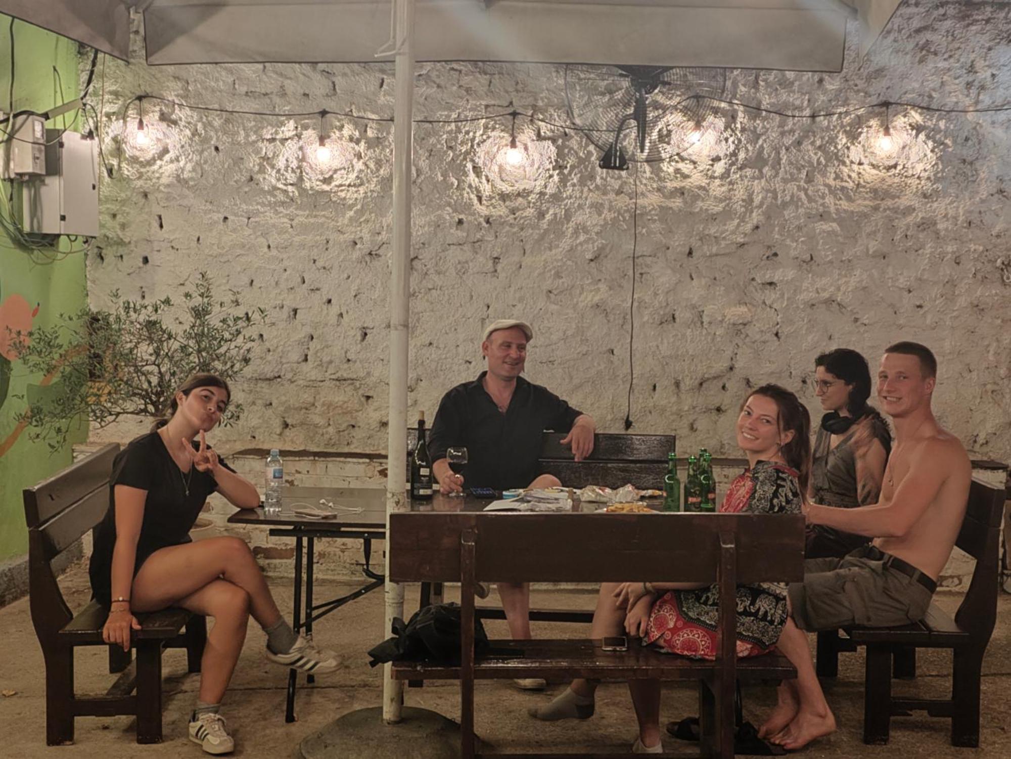 D1 Hostel تيرانا المظهر الخارجي الصورة